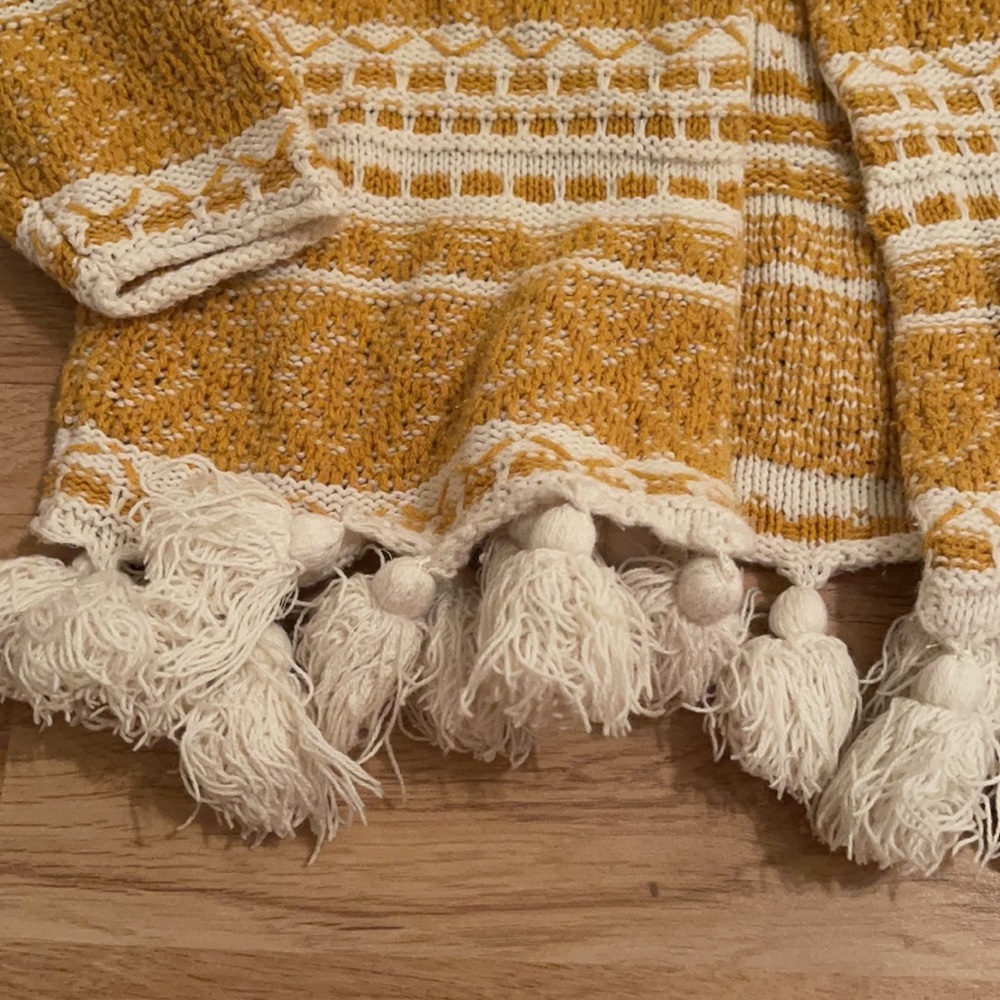Cardigan - Picture 2 of 3